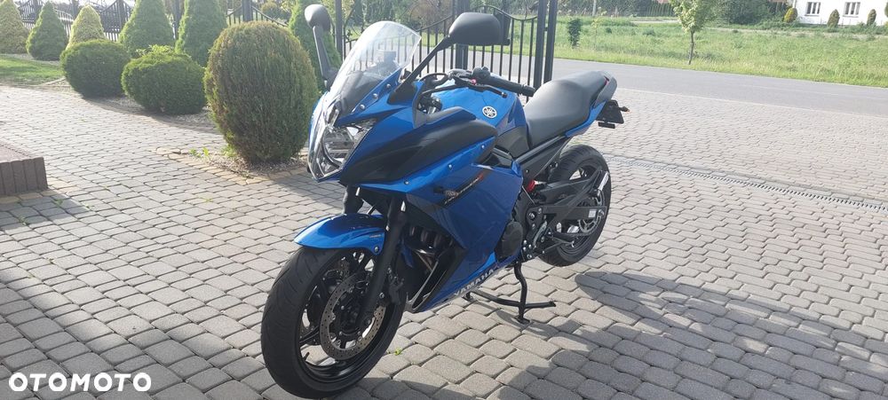 Yamaha XJ - 27