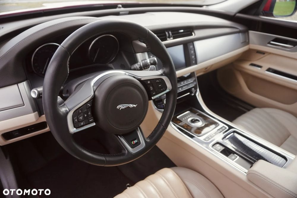 Jaguar XF 3.0 V6 Kompressor - 9