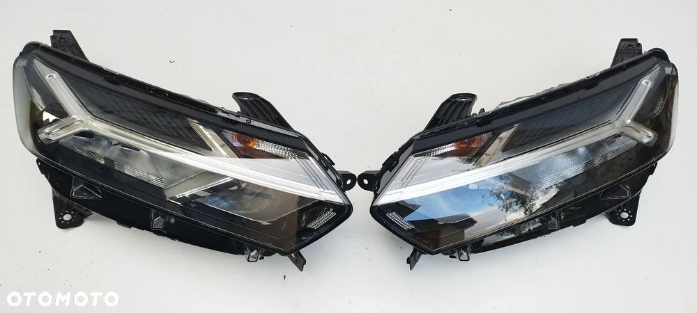 Dacia Sandero III Jogger Logan 2021- Led H7 PY21W Lewa Prawa Nowa Oryginał