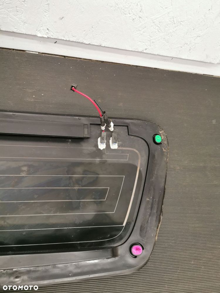 navara d23 alaskan mercedes klasa x w470 szyba tylna karoseryjna uchylna - 8
