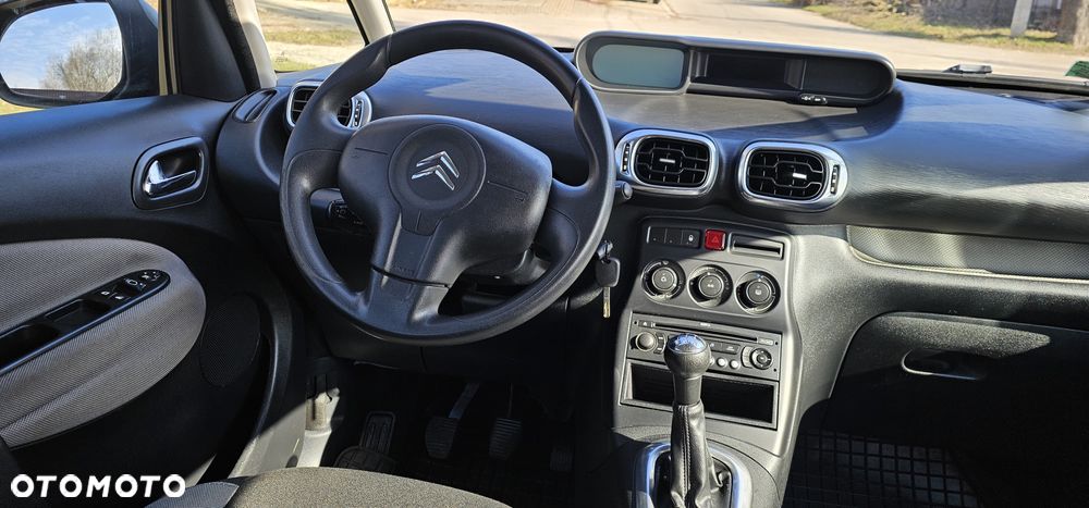 Citroën C3 Picasso 1.4i Attraction - 20