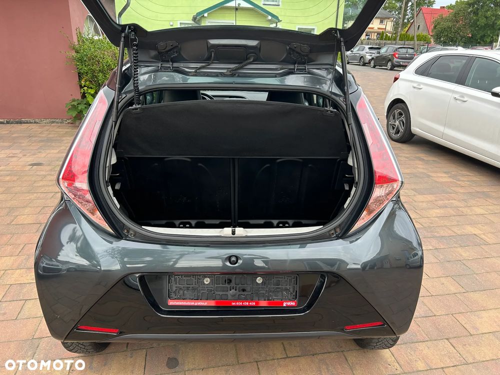 Toyota Aygo x-play Edition S+ - 4