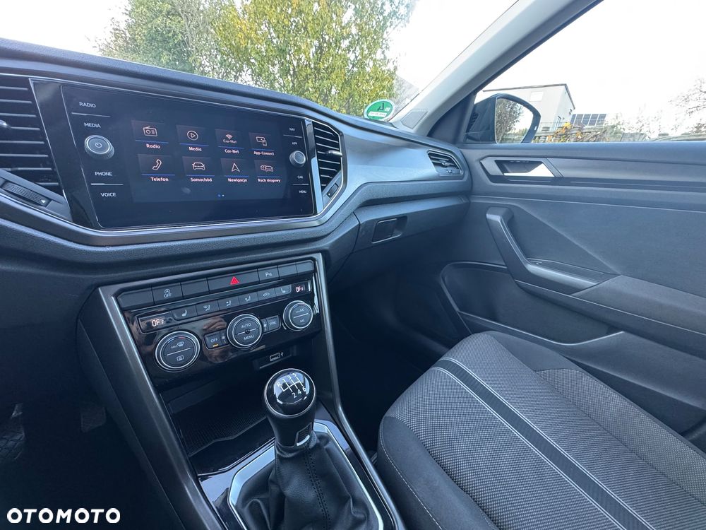 Volkswagen T-Roc - 26