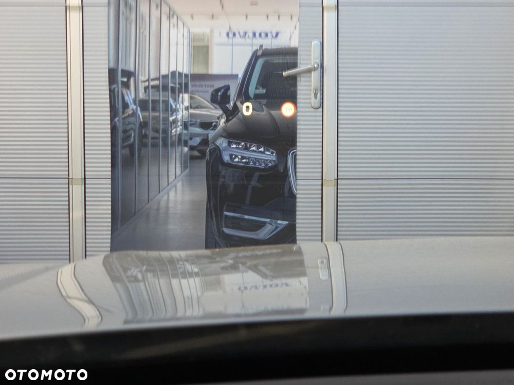 Volvo XC 60 T8 AWD Ultra Bright - 19