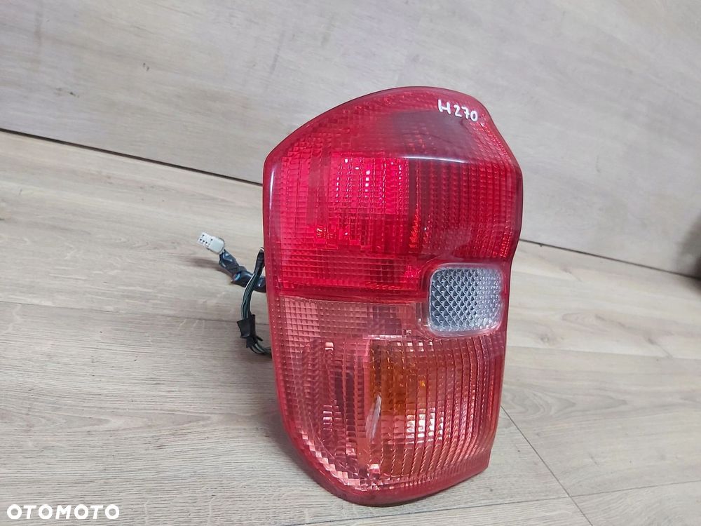 Toyota Rav4 II XA20 lampa lewy tył 01-03 r - 2
