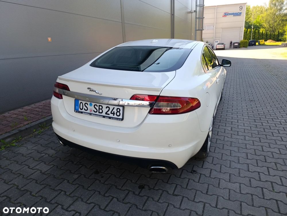 Jaguar XF 3.0 V6 S Pace - 18