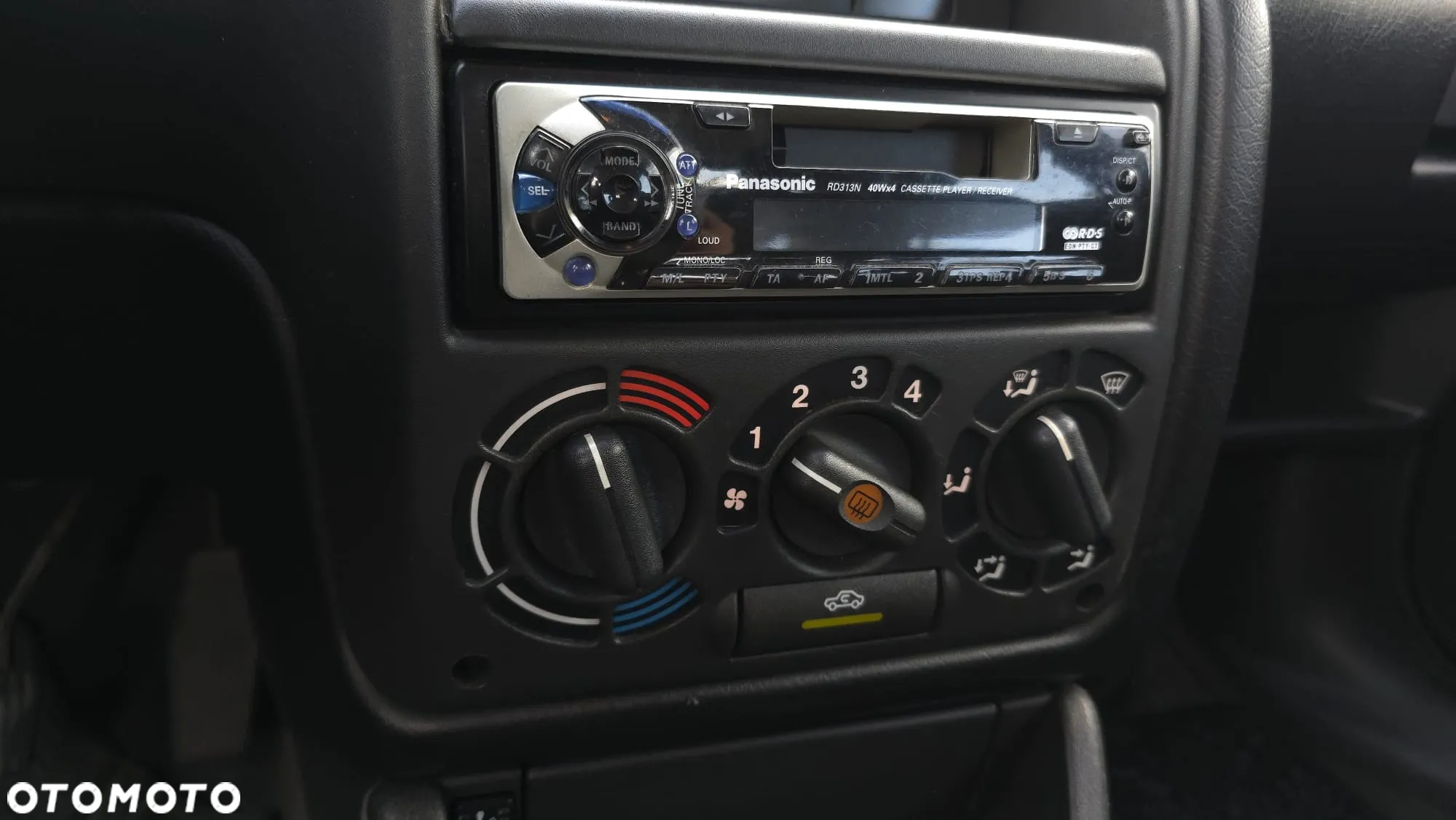 Opel Astra 1.4 World Cup - 13