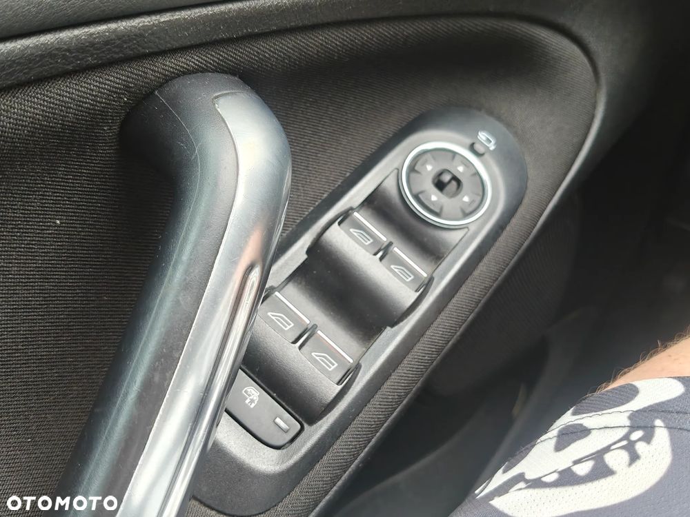 Ford S-Max 1.6 EcoBoost Titanium - 23