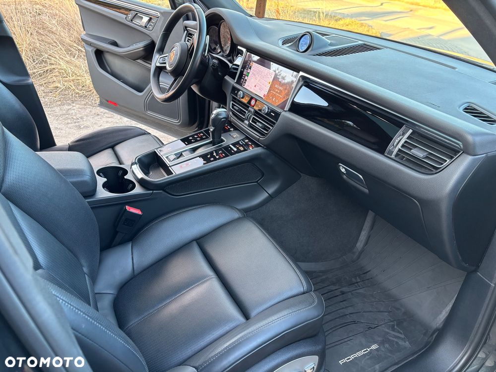 Porsche Macan Standard - 21