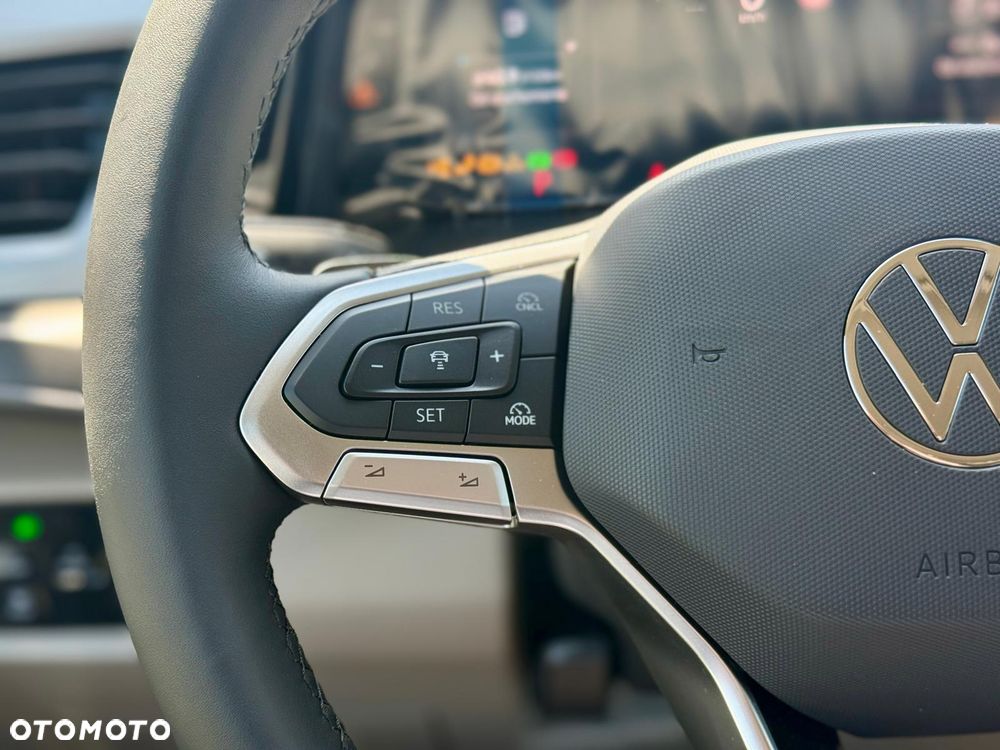 Volkswagen Multivan 2.0 TDI L2 Family DSG - 27