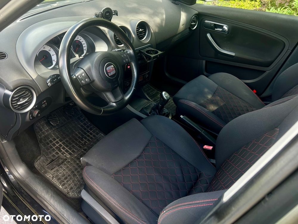 Seat Ibiza 1.4 16V 100 Sport - 6