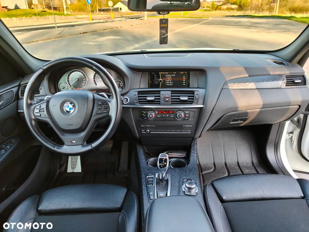 BMW X3 xDrive35i - 11