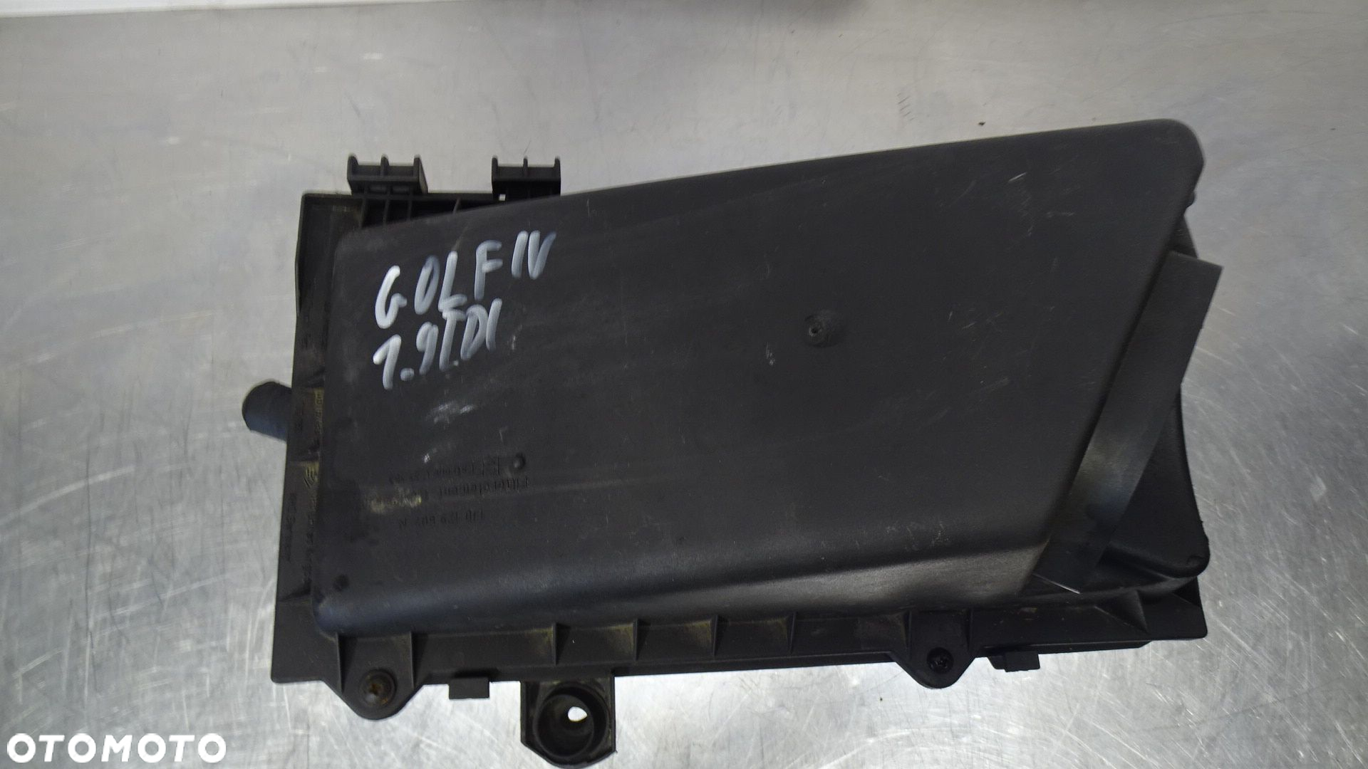 OBUDOWA FILTRA POWIETRZA VOLKSWAGEN GOLF IV 1J0129607N - 2