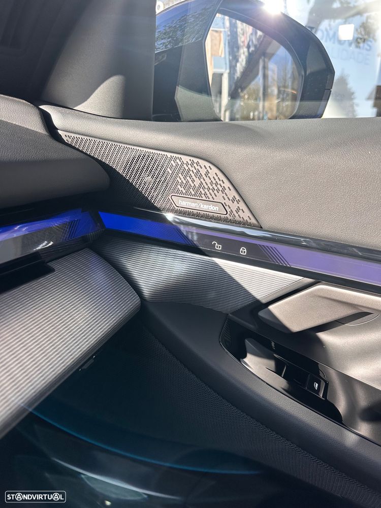 BMW i5 - 28