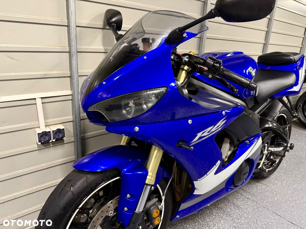 Yamaha R6 - 16