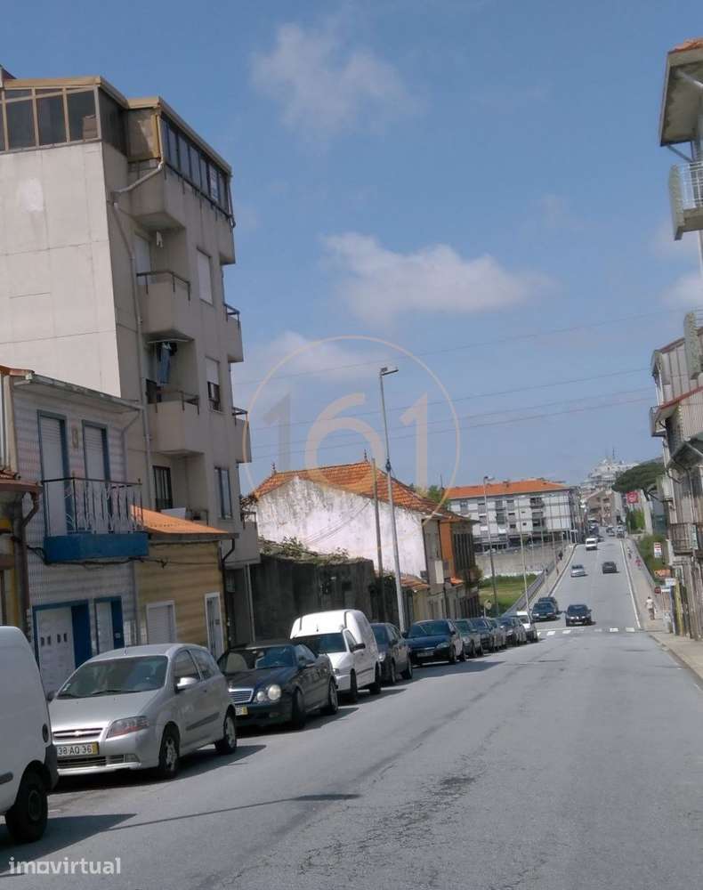 Terreno com PIP no Amial em zona ARU com 715 m2 - Grande imagem: 2/2