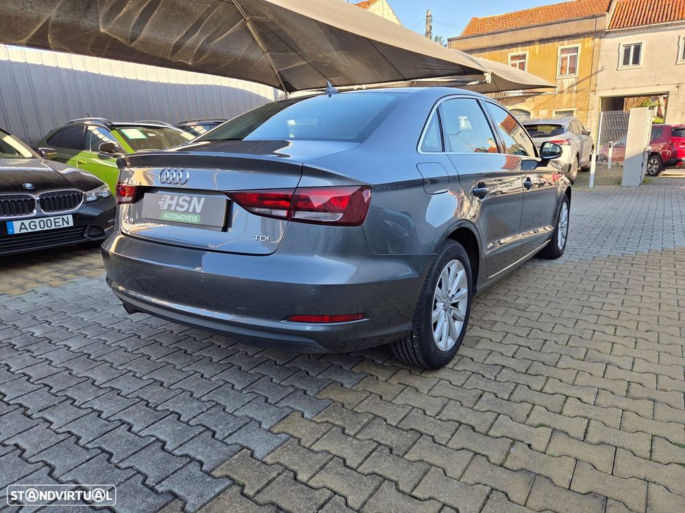 Audi A3 Limousine 1.6 TDI Attraction - 5