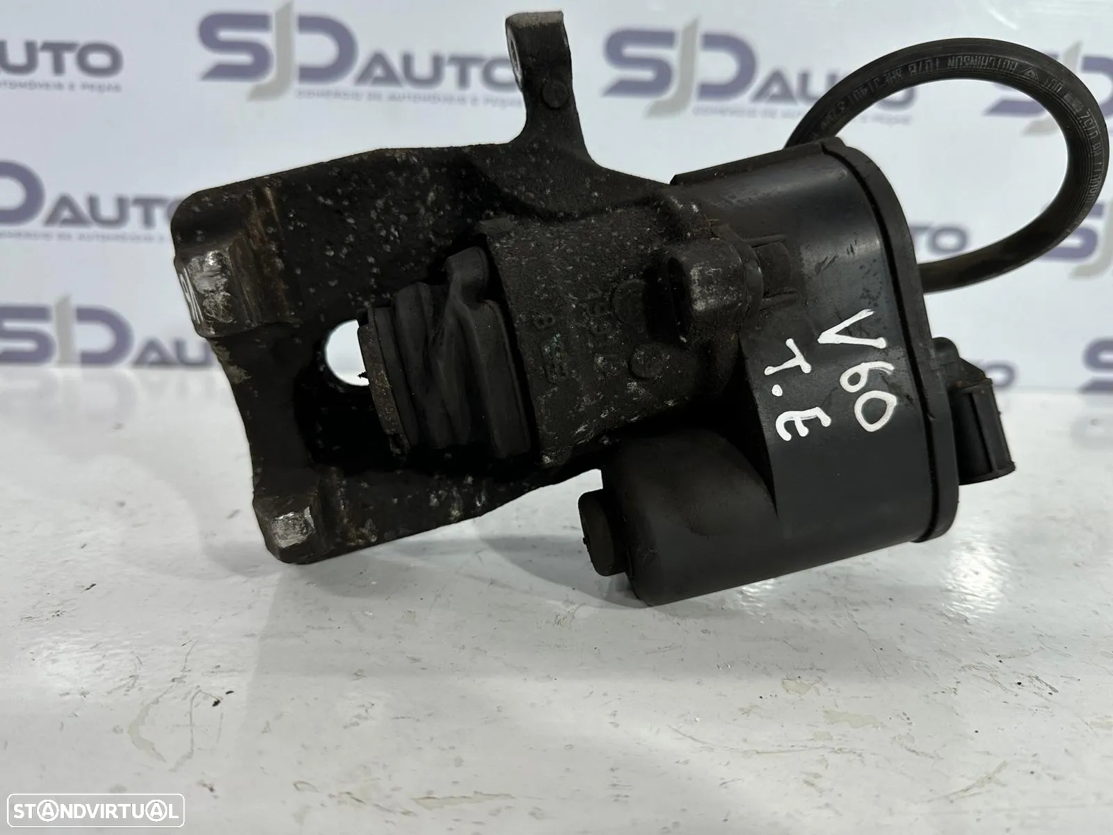 Pinça / Bombite Trás Direita / Esquerda - Volvo V60 (2016) - 5