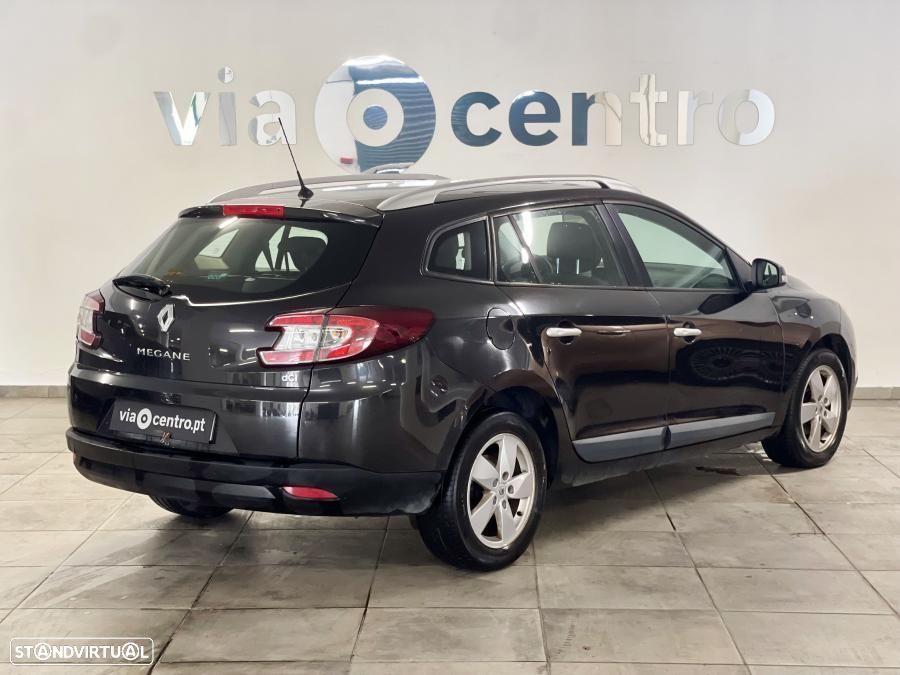 Renault Mégane Sport Tourer 1.5 dCi Dynamique - 2