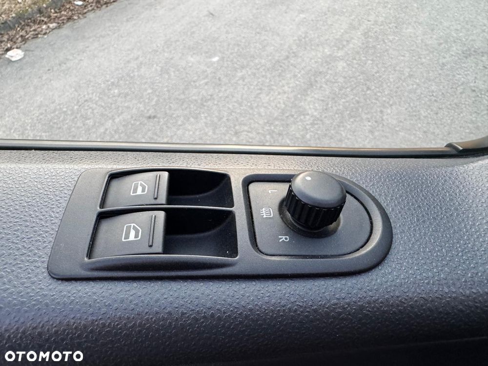 Volkswagen TRANSPORTER T5 L2H1 LIFT DŁUGI Klima Navi Dubel Kabina 6os Brygadówka Hak - 13