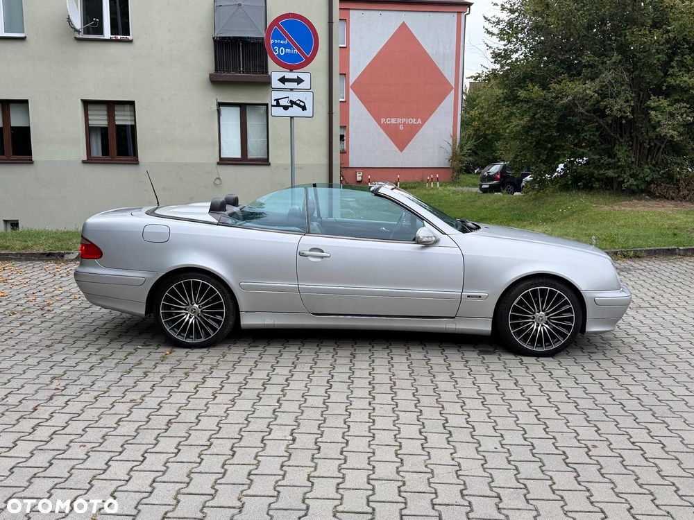 Mercedes-Benz CLK - 3