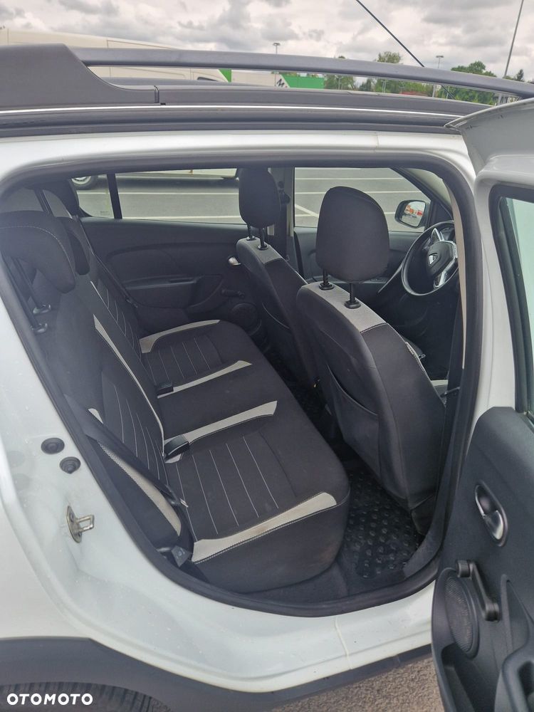 Dacia Sandero Stepway 1.5 dCi Laureate S&S - 9