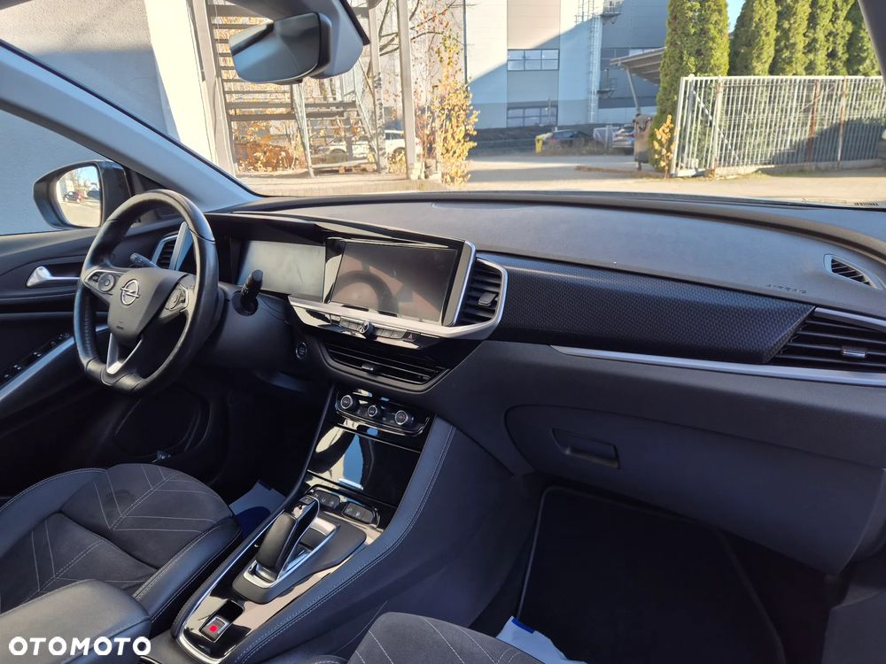 Opel Grandland 1.6 T PHEV GS - 10