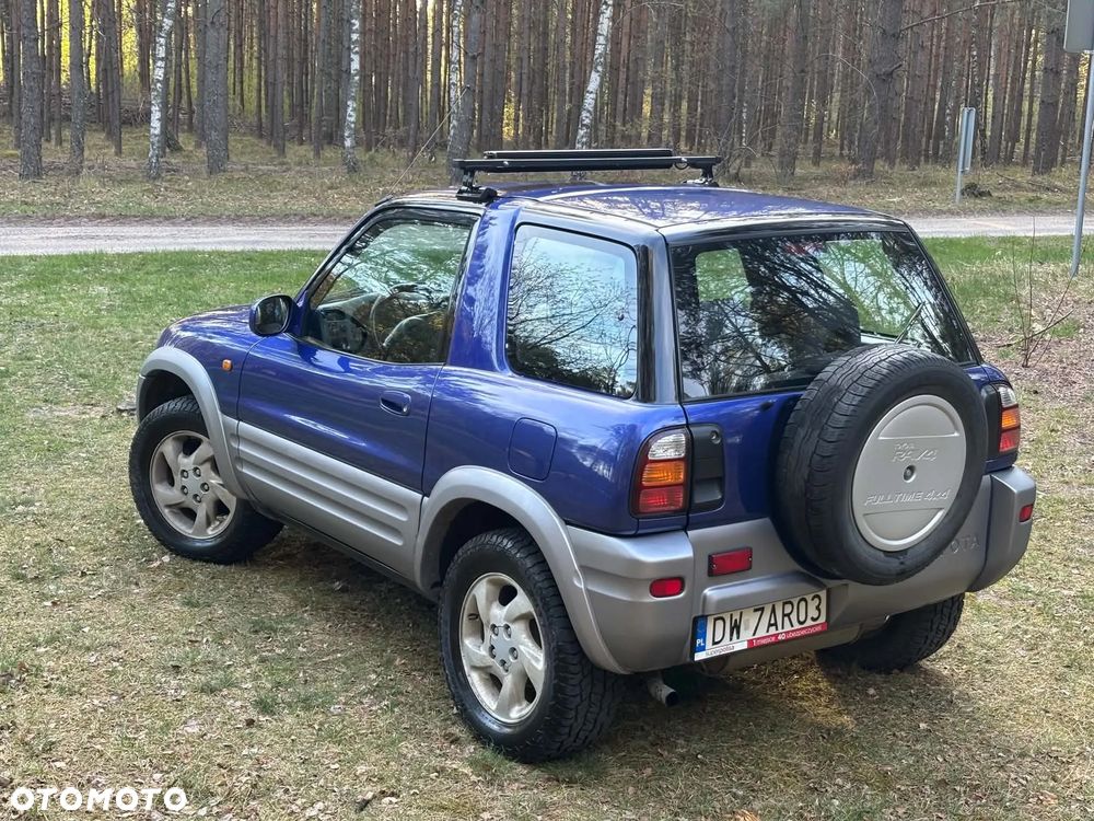 Toyota RAV4 2.0 - 11