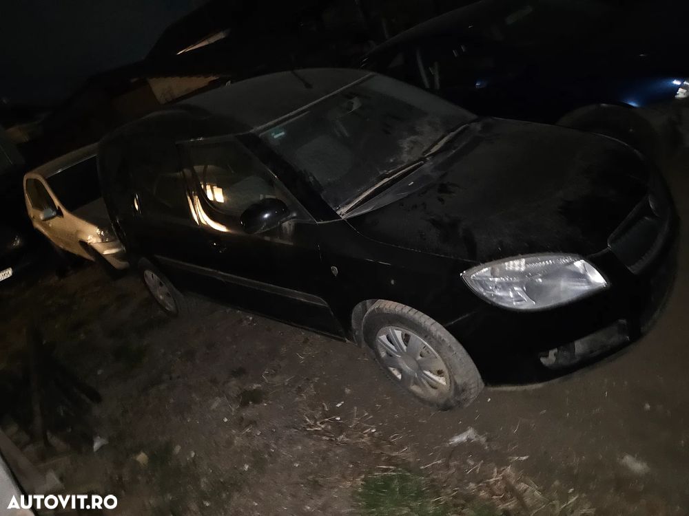 Dezmembrez skoda Roomster - 5