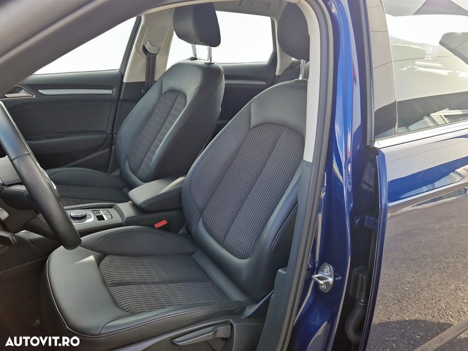 Audi A3 Sportback 1.2 TFSI Stronic Ambiente - 11