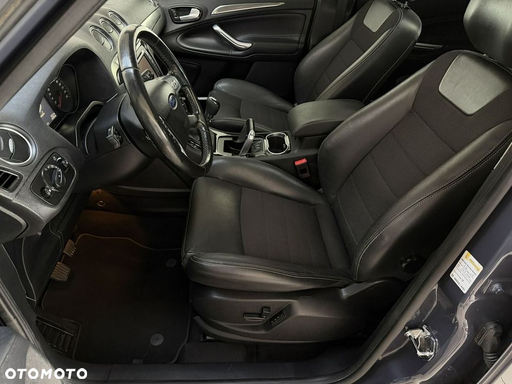 Ford S-Max 2.0 TDCi DPF Titanium X - 18