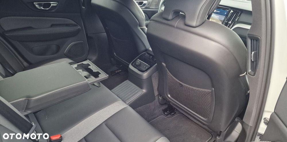 Volvo V60 - 13