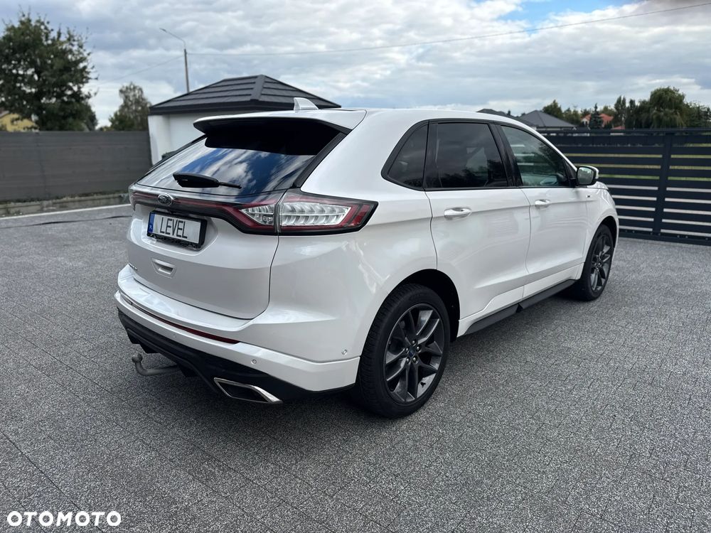 Ford Edge 2.0 TDCi Bi-Turbo 4x4 ST-LINE - 19