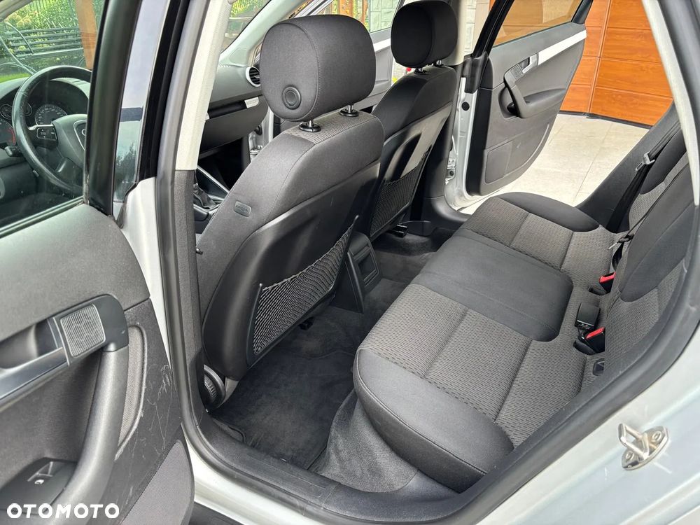 Audi A3 2.0 TDI DPF quattro Ambition - 7