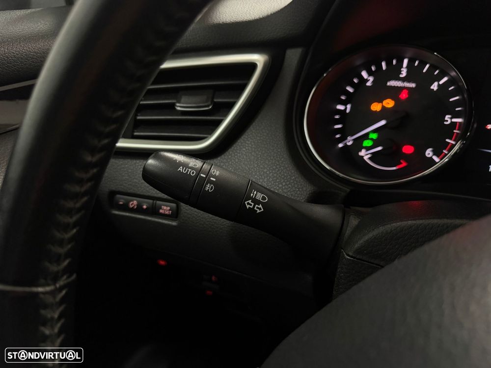 Nissan Qashqai 1.5 dCi Acenta - 33