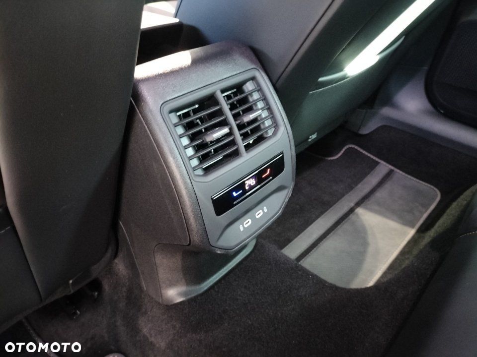 Cupra Leon Sportstourer - 24