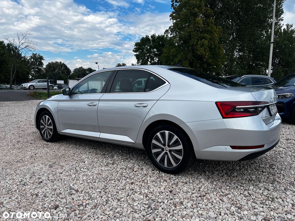 Skoda Superb 2.0 TSI Style DSG - 8