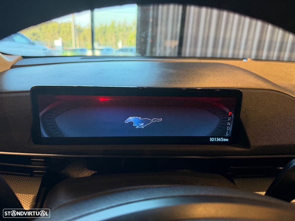 Ford Mustang Mach-E Premium - 38