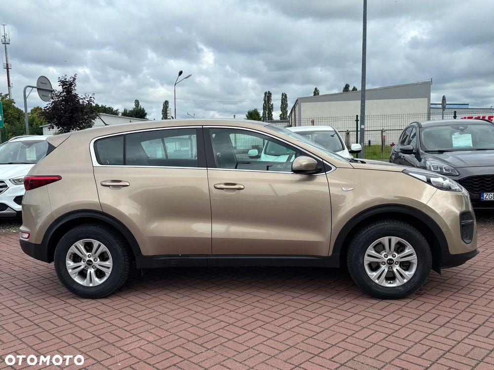 Kia Sportage 1.6 GDI 2WD Attract - 11