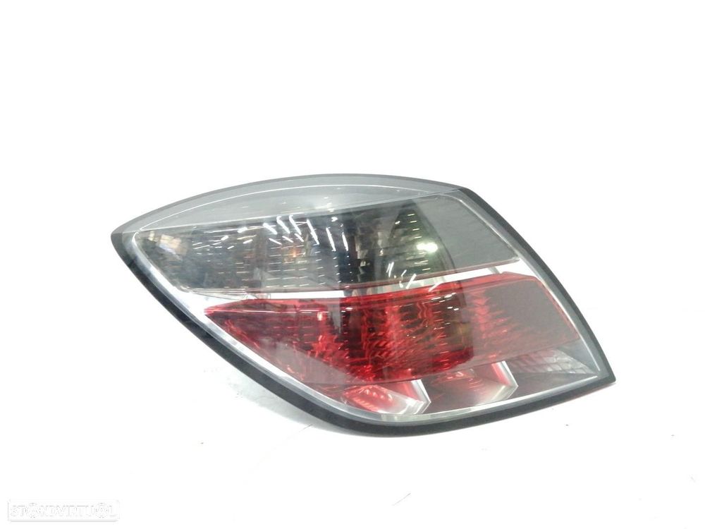 FAROLIM TRASEIRO ESQUERDO OPEL ASTRA H GTC 2006 - 2