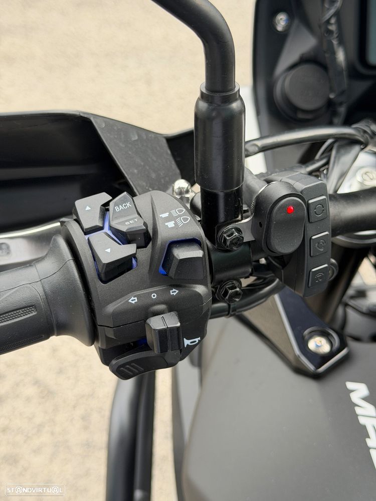 Macbor Montana XR5 510 35 kW - 9