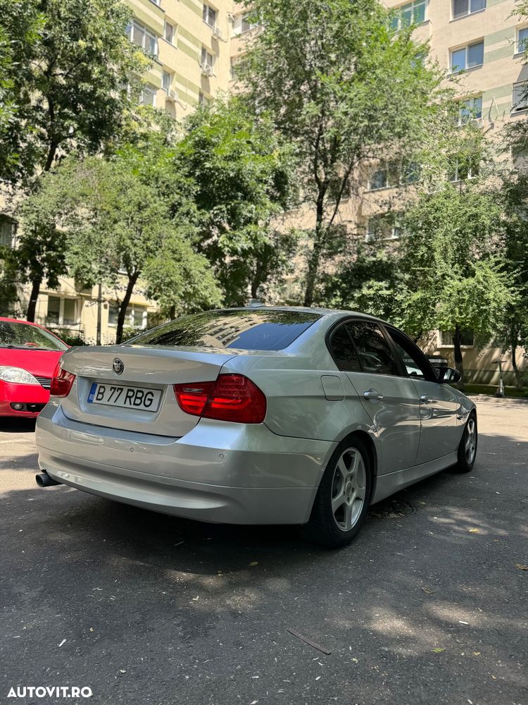 BMW Seria 3 - 12