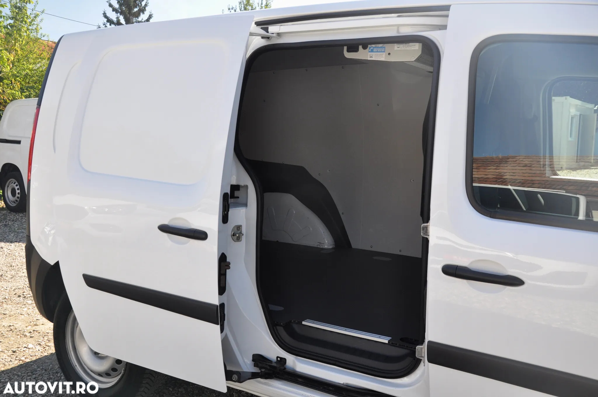 Renault Kangoo Furgon L2H1 - 11