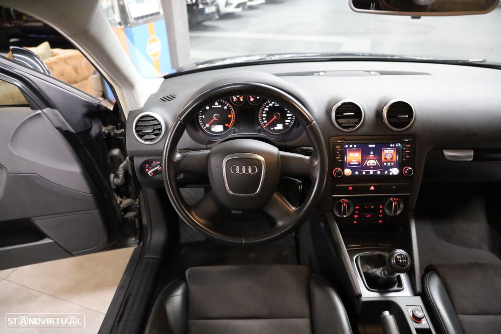 Audi A3 Sportback 2.0 TDi Sport - 12