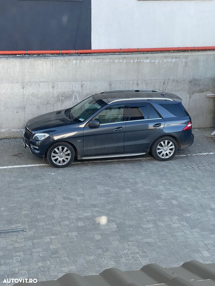 Mercedes-Benz ML 250 BlueTEC 4MATIC 7G-TRONIC - 15