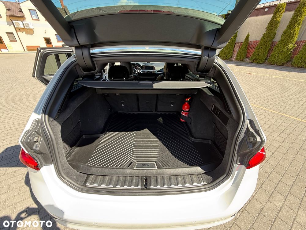 BMW Seria 3 320d xDrive Sport Line Shadow sport - 14