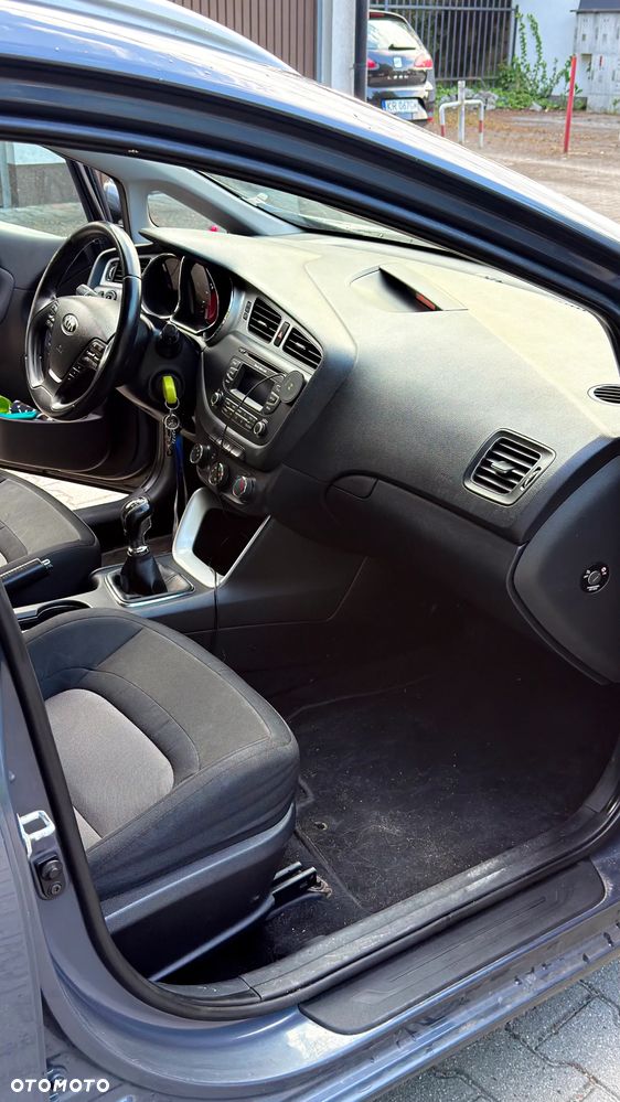 Kia Ceed 1.6 GDI M - 13