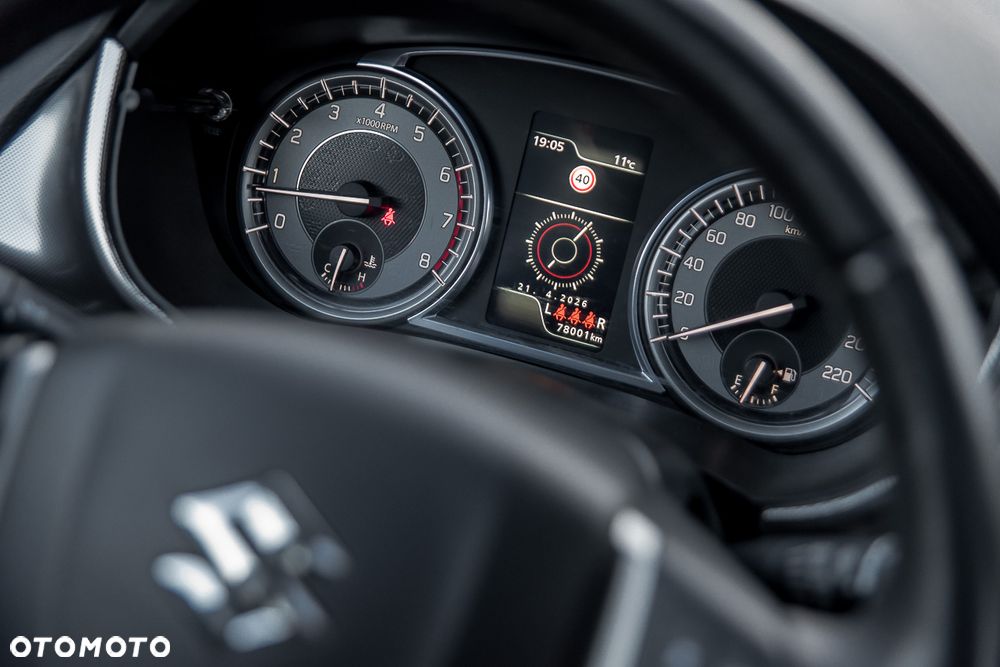 Suzuki Vitara 1.4 Boosterjet Allgrip Comfort+ - 16