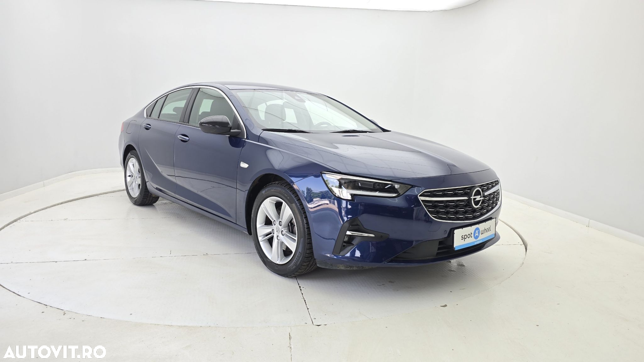 Opel Insignia Grand Sport 2.0 Start/Stop Aut. Elegance - 4