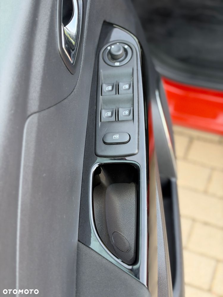 Renault Captur 0.9 Energy TCe Intens - 19